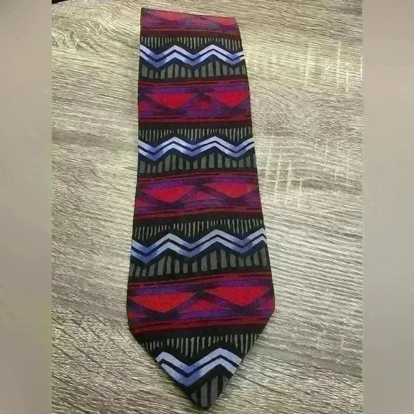 Vintage 1996 Grateful Dead Tie, On the Edge , Forth Set - Picture 1 of 4
